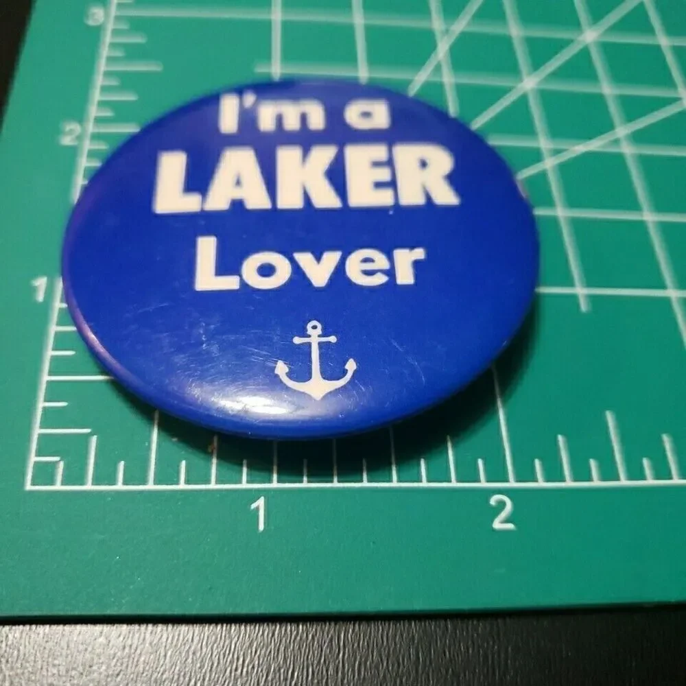 LSSU Lake Superior College Vintage LAKER LOVER button badge pin